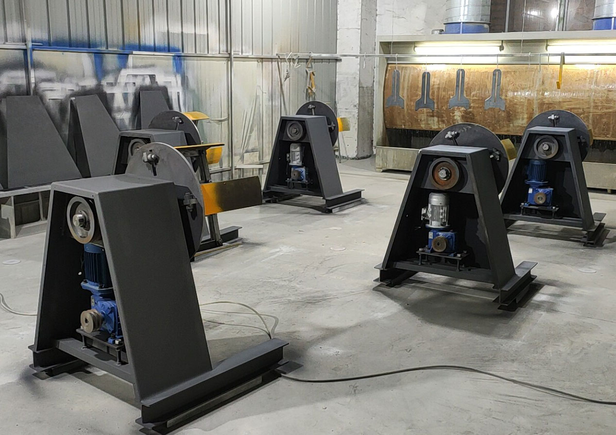 送料机焊接现场,送料机焊接方法,焊接质量,焊接标准